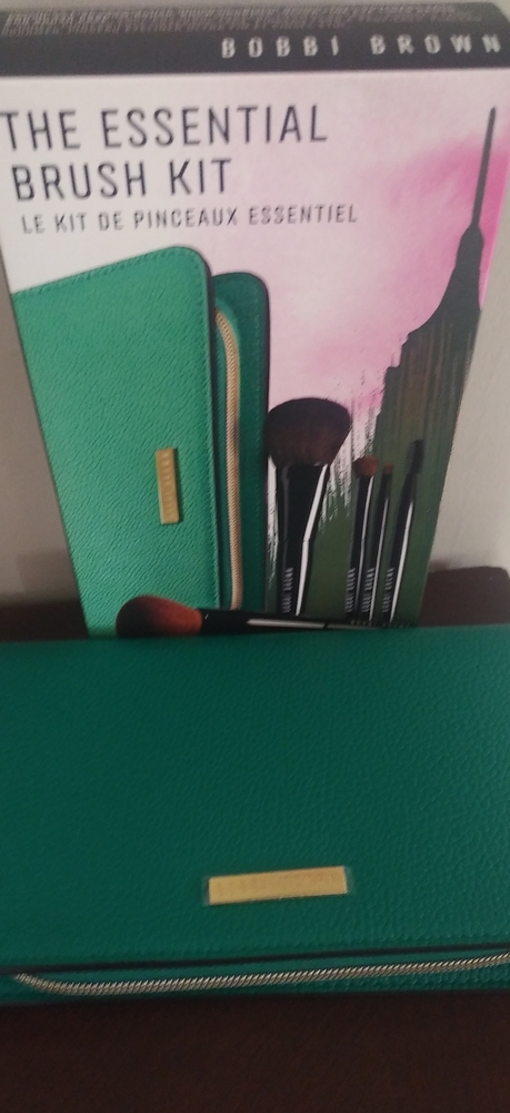 Bobbi Brown Essential Brush kit